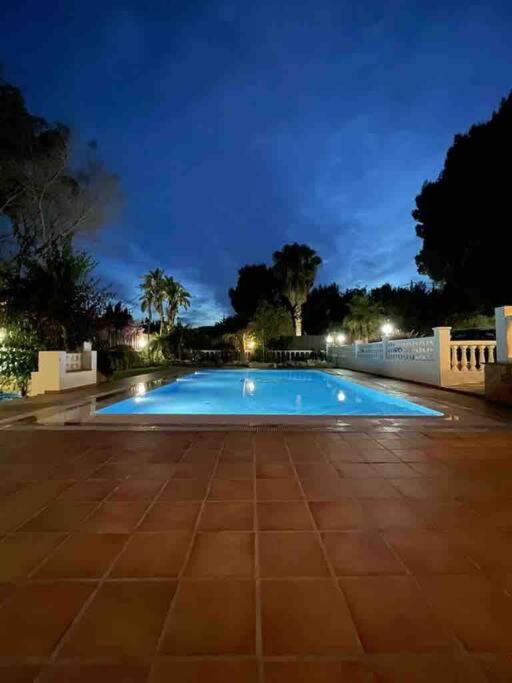 Villa Con Piscina Gigante Sant Francesc de s'Estany Екстер'єр фото